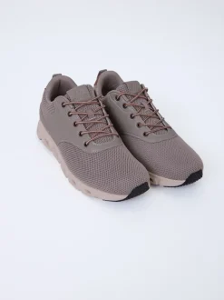 Allure Sneaker