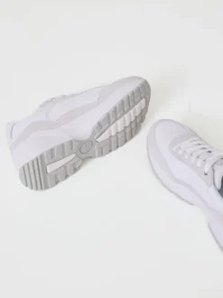 Arbonne Sneakers