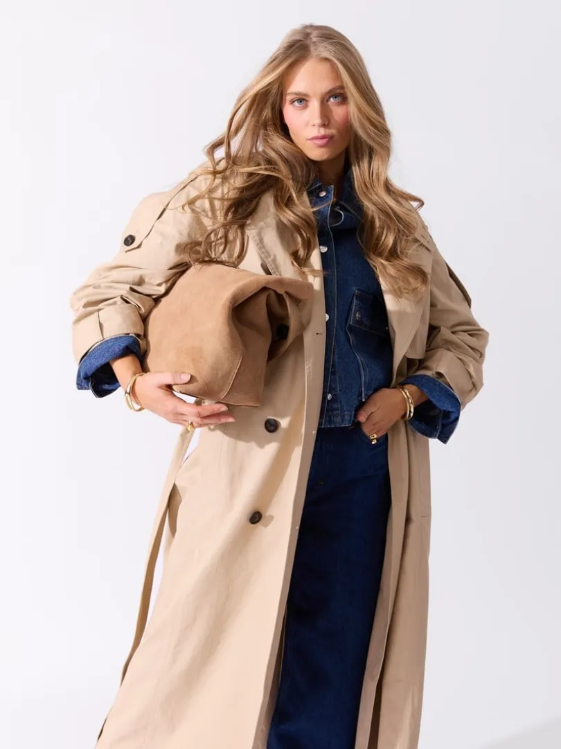 Bloomsbury trenchcoat