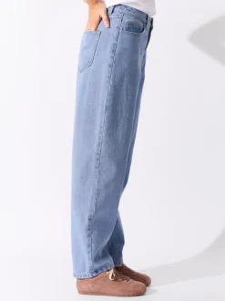 Estelle barrel jeans