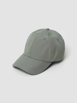 Leandro caps